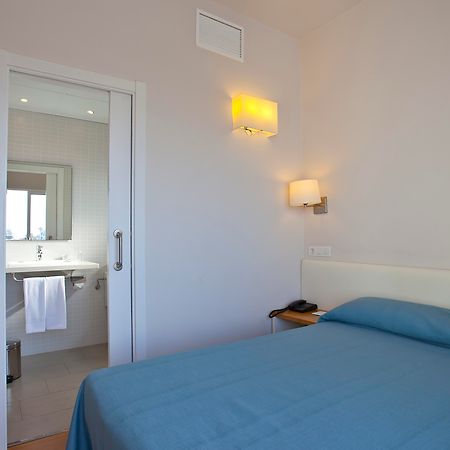 Hotel Seth Playa Azul Cala En Porter  Esterno foto