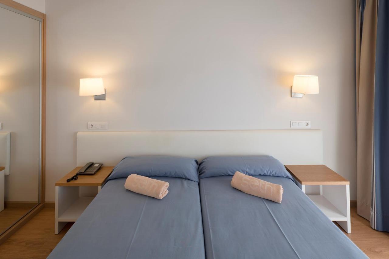 Hotel Seth Playa Azul Cala En Porter  Esterno foto